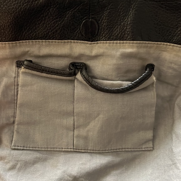 *Elliot Lucca Extra Large Purse! - Picture 10 of 16